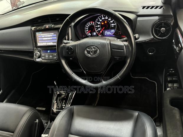 2018 Corolla Fielder in Red Toyota - Luxurious and Afford