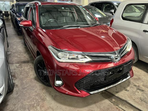 2018 Corolla Fielder in Red Toyota - Luxurious and Afford