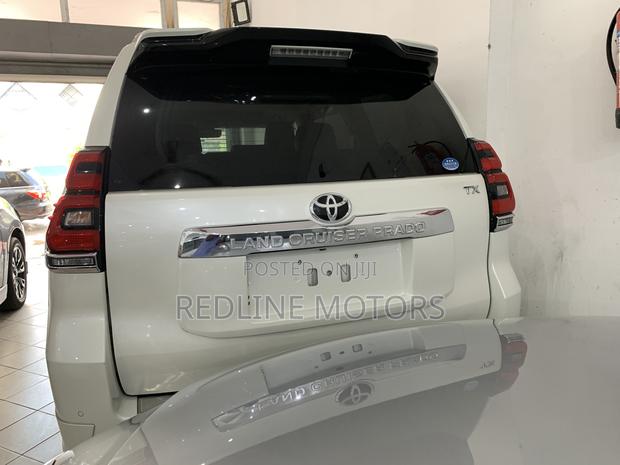 2017 Toyota Land Cruiser Prado 2.7D Off-White Premium SUV