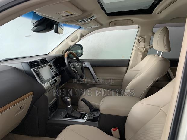 2017 Toyota Land Cruiser Prado 2.7D Off-White Premium SUV