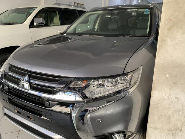 Mitsubishi Outlander 2.0 PHEV AWD 2017 - Quality Used Car for Sale