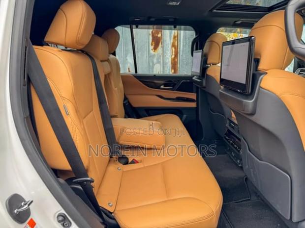 Luxury Lexus LX 2024 White: Premium SUV for Sale