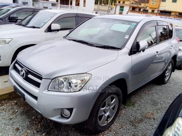 Toyota RAV4 2015 Silver