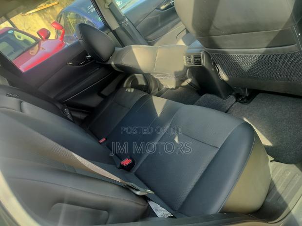 Nissan X-Trail 2017 Gray