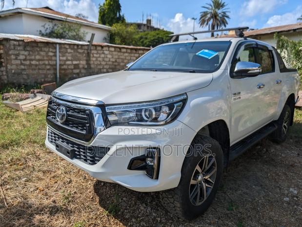 2019 Toyota Hilux - White Edition: A New Level of Excellence