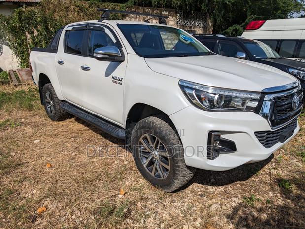 2019 Toyota Hilux - White Edition: A New Level of Excellence