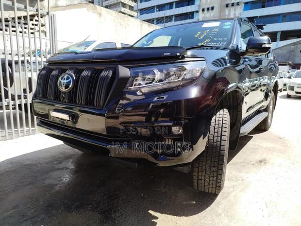 Toyota Land Cruiser Prado 2017 Black