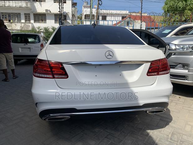 2016 E250 Mercedes-Benz - Off-White Special Edition