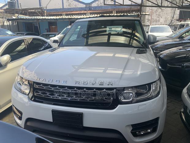 2017 Land Rover Range Rover Sport SE 4x4 Off-White, 3.0L 6-Cylinder, 8-Speed Automatic - Luxury Edition