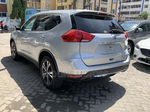 2017 Nissan X-Trail 2.0 Petrol FWD - Stylish Silver