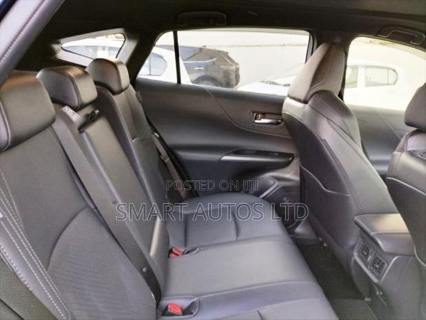 2021 Toyota Harrier 2.0 Premium Black