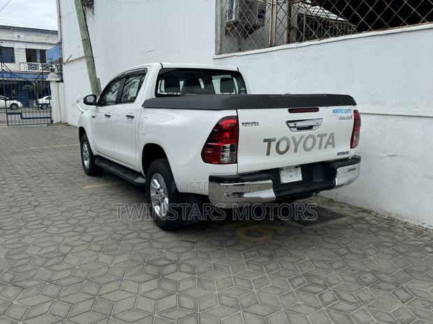 2018 Toyota Hilux in White: Unmatched Durability and Performance