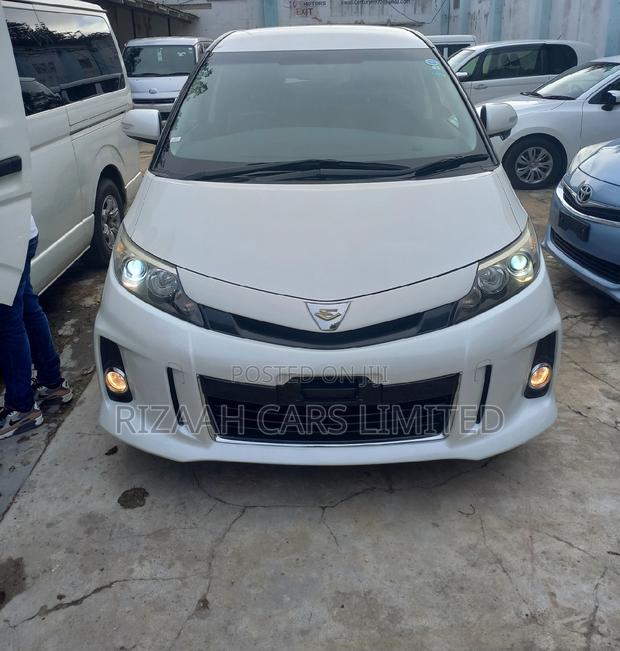 Toyota Estima 2017 White