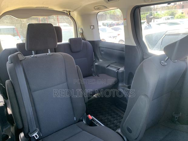 2016 Toyota Voxy in Purple: Comfortable & Modern MPV