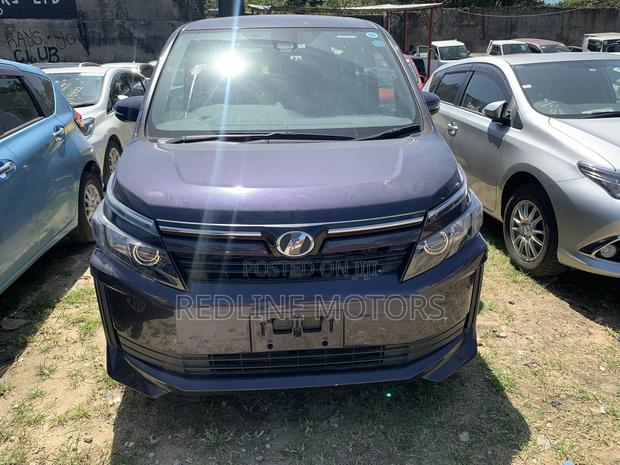 2016 Toyota Voxy in Purple: Comfortable & Modern MPV