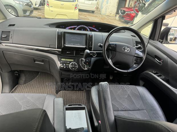 2017 Toyota Estima in White - Quality Used Minivan for Family
