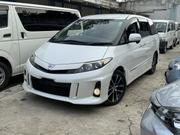 2017 Toyota Estima in White - Quality Used Minivan for Family for sale