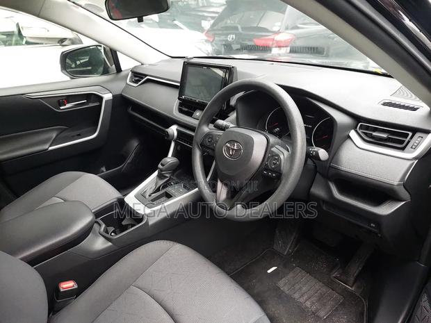 Toyota RAV4 2020 Matt Black