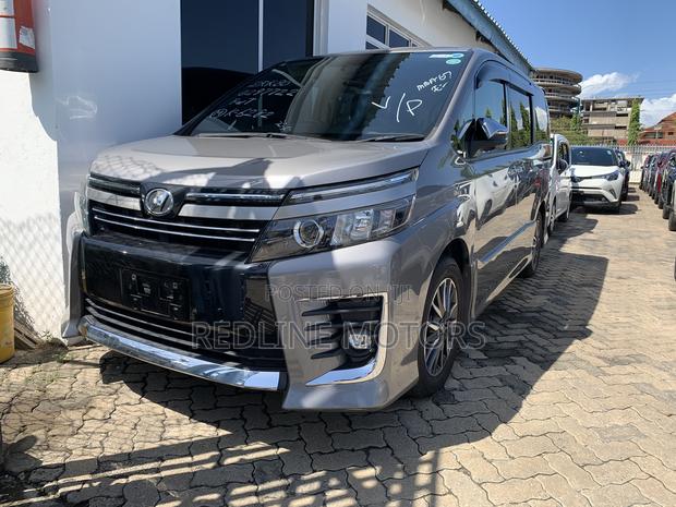2017 Toyota Voxy in Gray - Perfect for Your Modern Family