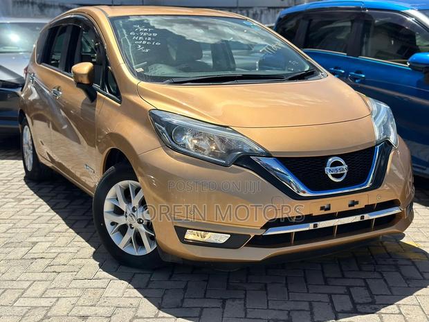 Nissan Note Gold 2017 - Space and Style Combined!
