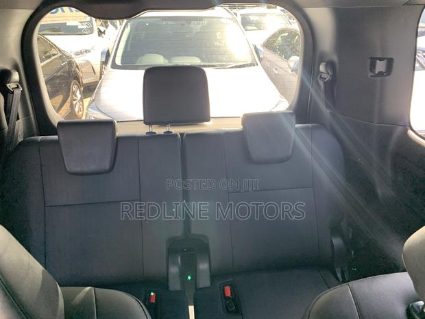 2017 White Toyota Esquire 1.8 FWD Hybrid (7 Seater)