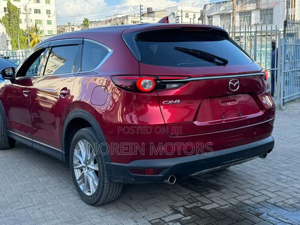 2018 Mazda CX-8 Red: Performance and Comfort in One