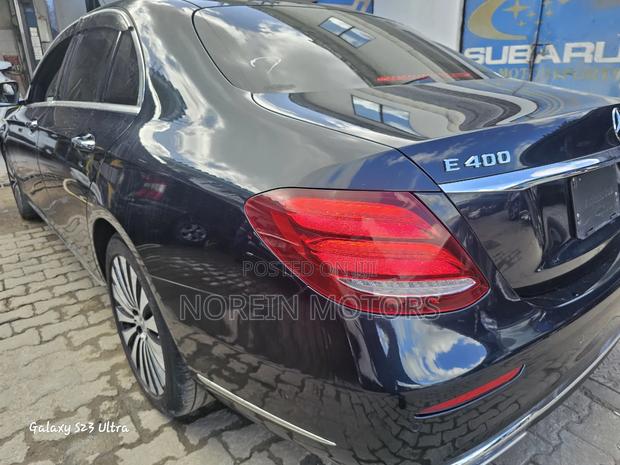 2018 E400 Mercedes-Benz Black - High-Performance Luxury Sedan