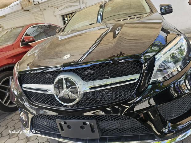 2019 Mercedes-Benz GLE-Class - Sleek Matt Black Design