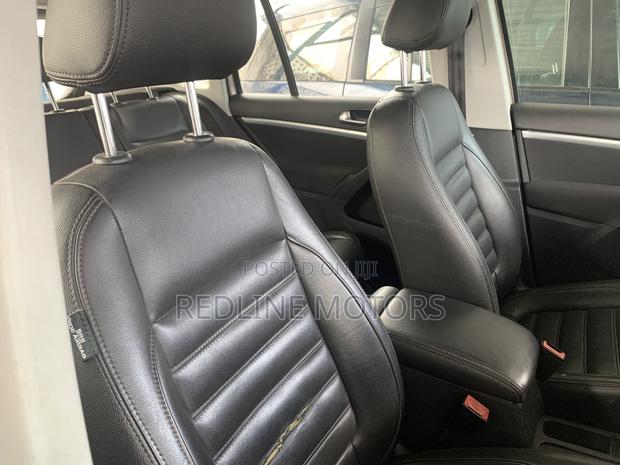 2016 Tiguan R-Line AWD 4MOTION in Gold: Volkswagen