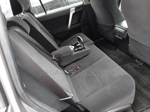 Toyota Land Cruiser Prado 2018 Gold
