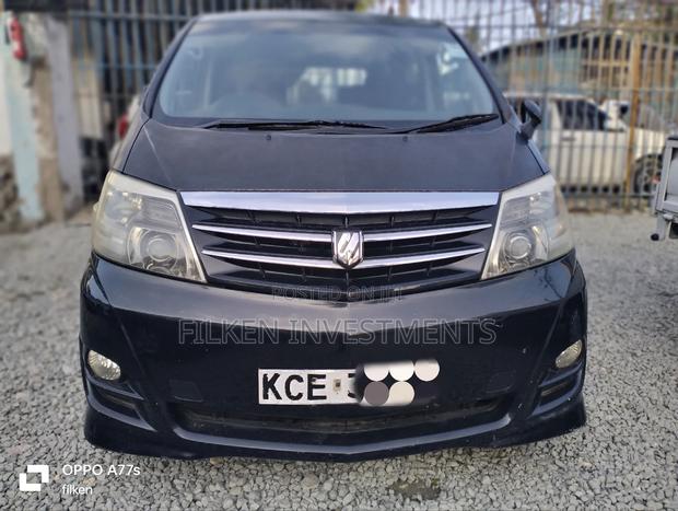 2006 Toyota Alphard Black: Luxury on Wheels