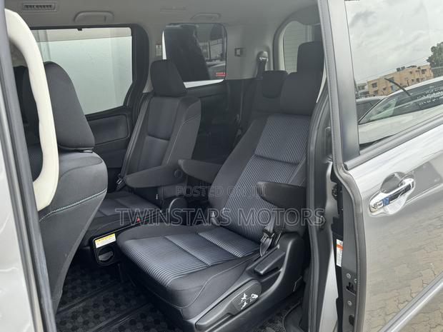 Used Toyota Voxy 2017 for sale in Gray