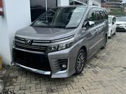 Used Toyota Voxy 2017 for sale in Gray for sale