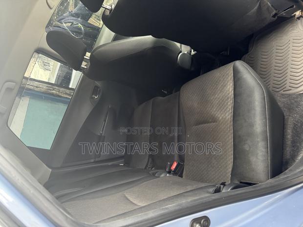 2015 Toyota Ractis FWD Hatchback in Blue: Stylish and Reliable