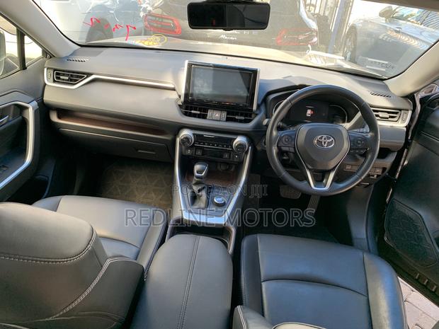 2018 RAV4 Toyota Gray: Pre-owned, Great Value