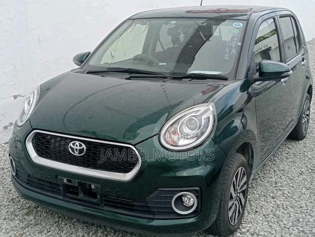 2017 Toyota Passo 1.0 Green FWD - Compact, Economical, and Stylish Car
