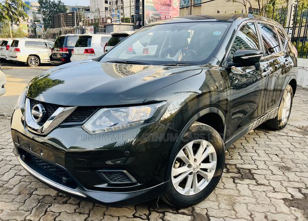 2017 Nissan X-Trail 2.0 Petrol AWD Green Off-Roader