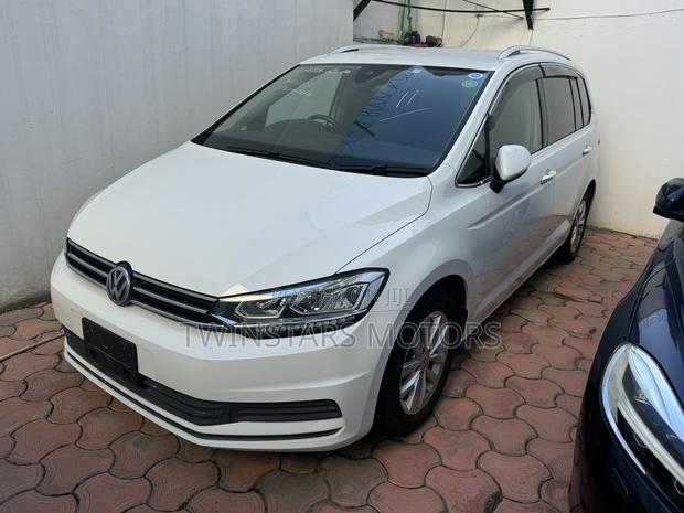 2017 Volkswagen Touran - White, 7 Seater, Manual