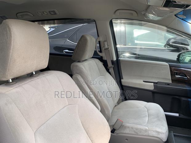 Used 2017 Honda Odyssey Hybrid 2.0 - 7-Seat Gray Minivan