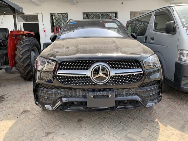 Black Mercedes-Benz GLE-Class 2019: Purchase the GLE 450 4MATIC Today