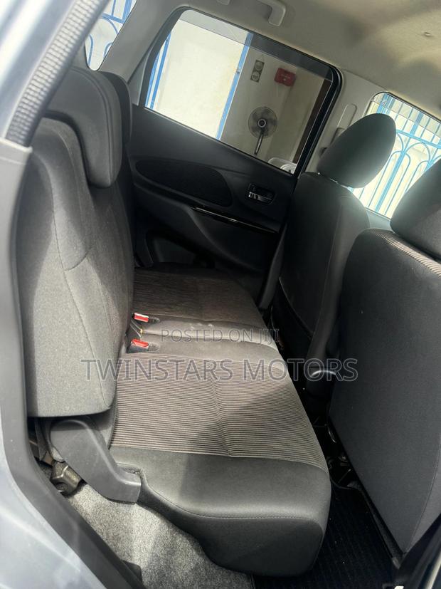 2018 Nissan Dayz Highway Star G in Silver - Compact and Stylish