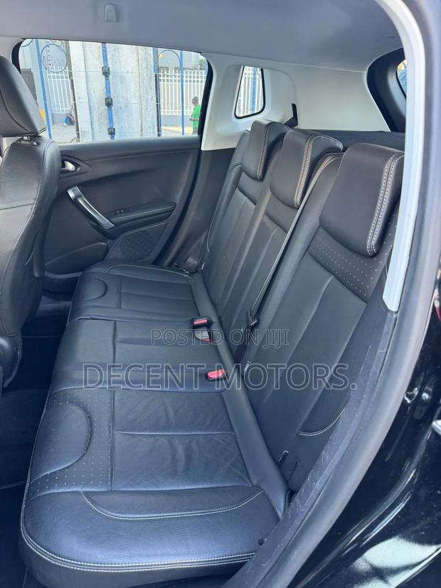 Sleek Peugeot 2008 1.2 PureTech (130 Hp) 2018 Black - Certified Used