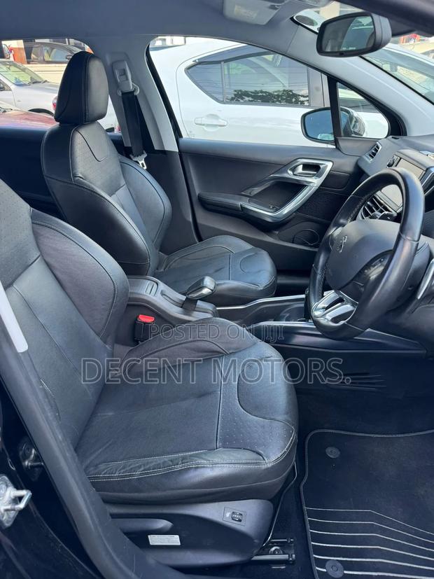 Sleek Peugeot 2008 1.2 PureTech (130 Hp) 2018 Black - Certified Used