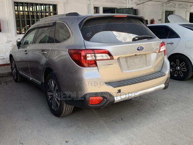 Used 2018 Subaru Outback 2.5i Limited AWD Gold for Sale