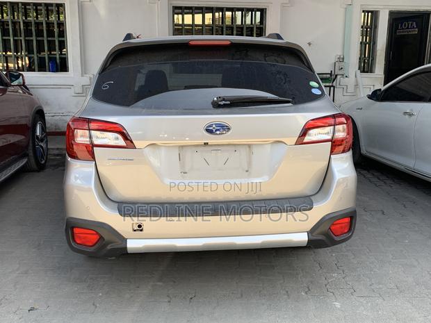 Used 2018 Subaru Outback 2.5i Limited AWD Gold for Sale