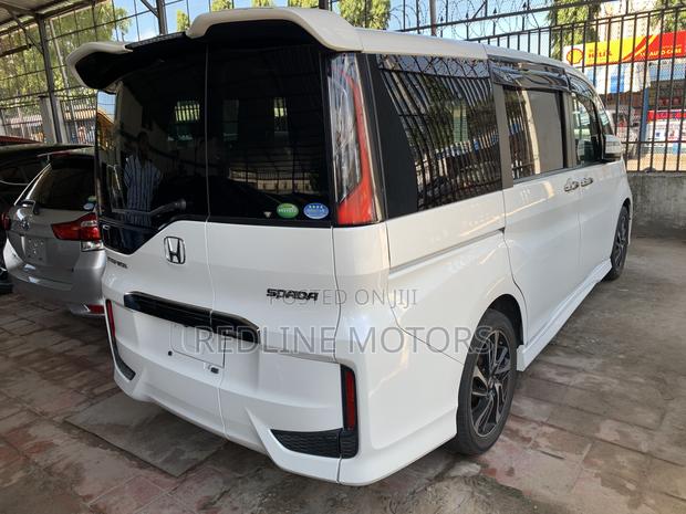 2017 Honda Stepwgn White - Affordable Luxury and Comfort