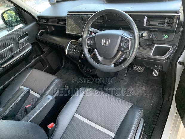 2017 Honda Stepwgn White - Affordable Luxury and Comfort