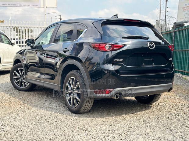 Quality Pre-owned 2017 Mazda CX-5 Black: Spacious SUV