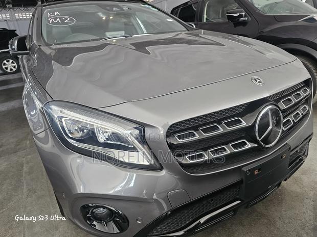 2018 Mercedes-Benz GLA 250 in Gray - Stylish Compact SUV