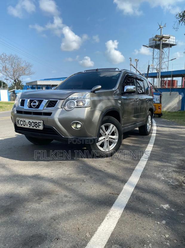 2012 Nissan X-Trail 2.0 Petrol XE - Gray, Used